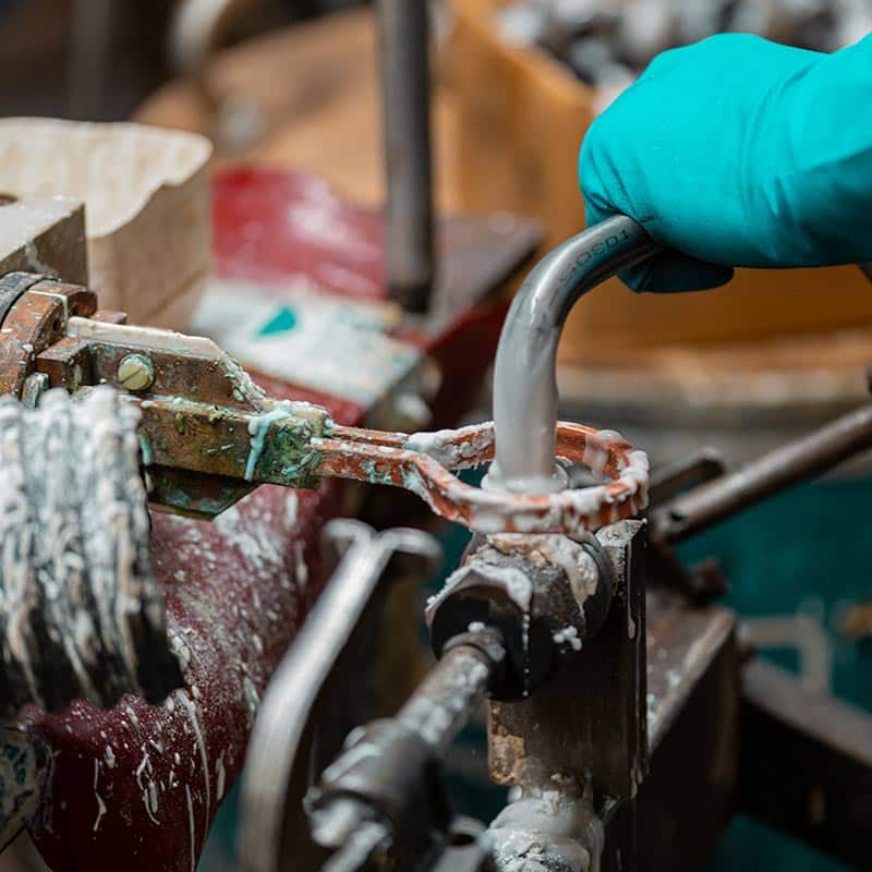 Processo-di-riscaldamento-unione-tubolari-metallici-modena